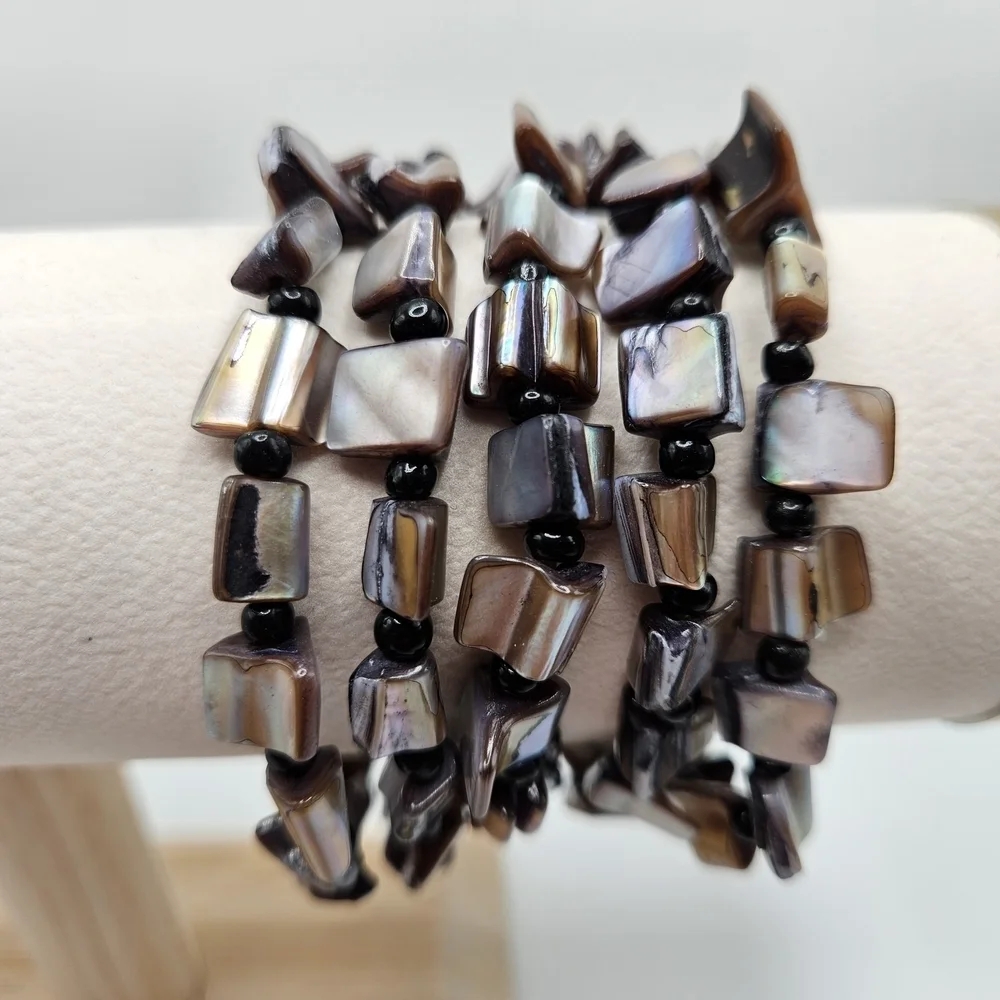 VINTAGE 90s Black Abalone Shell Beaded Stretch Bracelet Set of 5